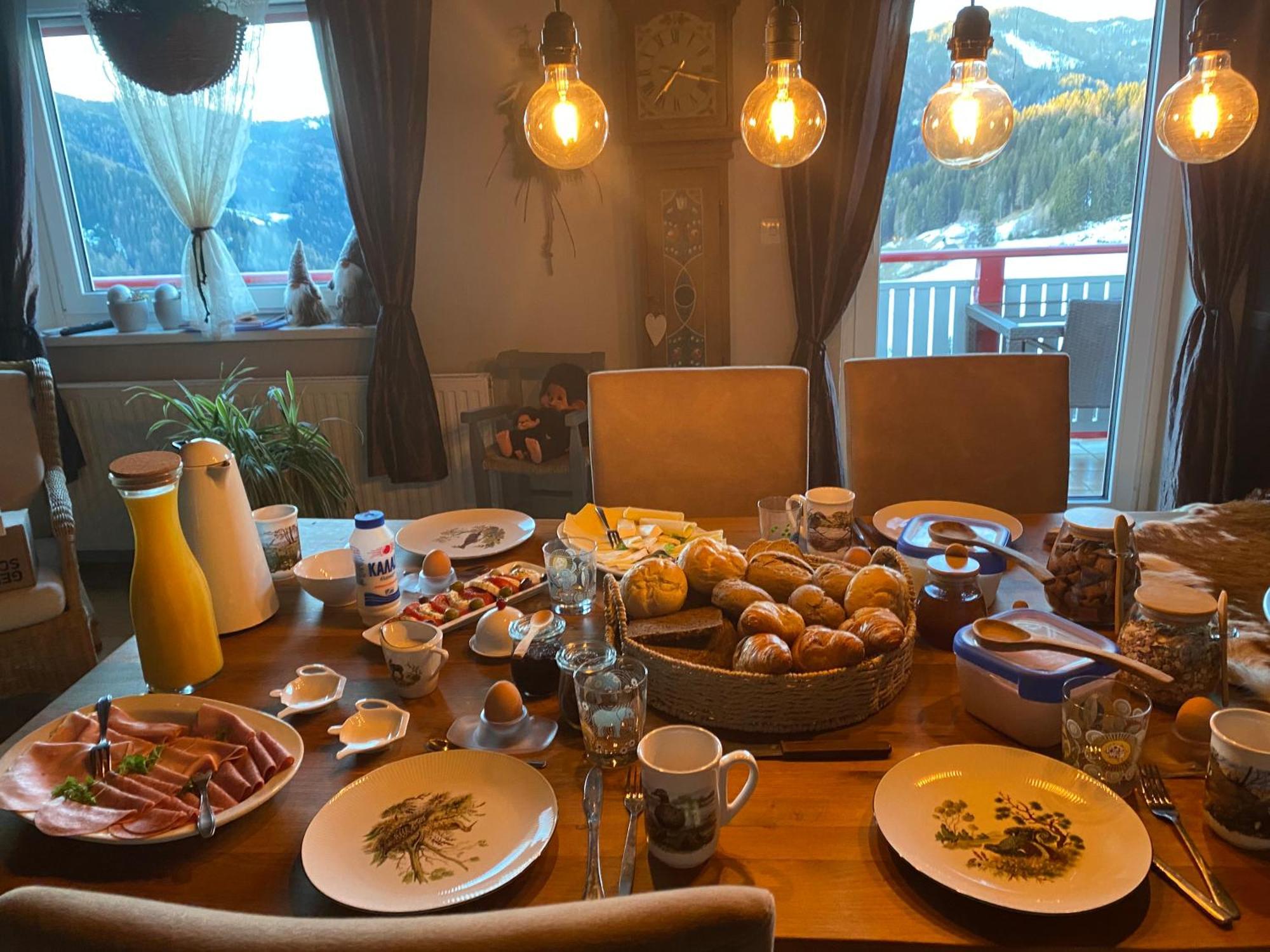 Appartement Poelstaler Berghuette à Oberzeiring Extérieur photo